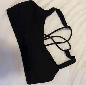 Lululemon Free to Be Bra